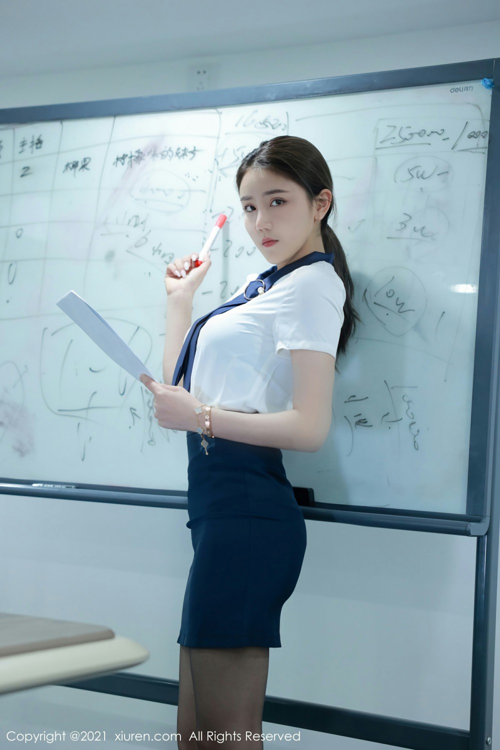 [XiuRen秀人网]No3682夏西CiCi-[秀人套图]