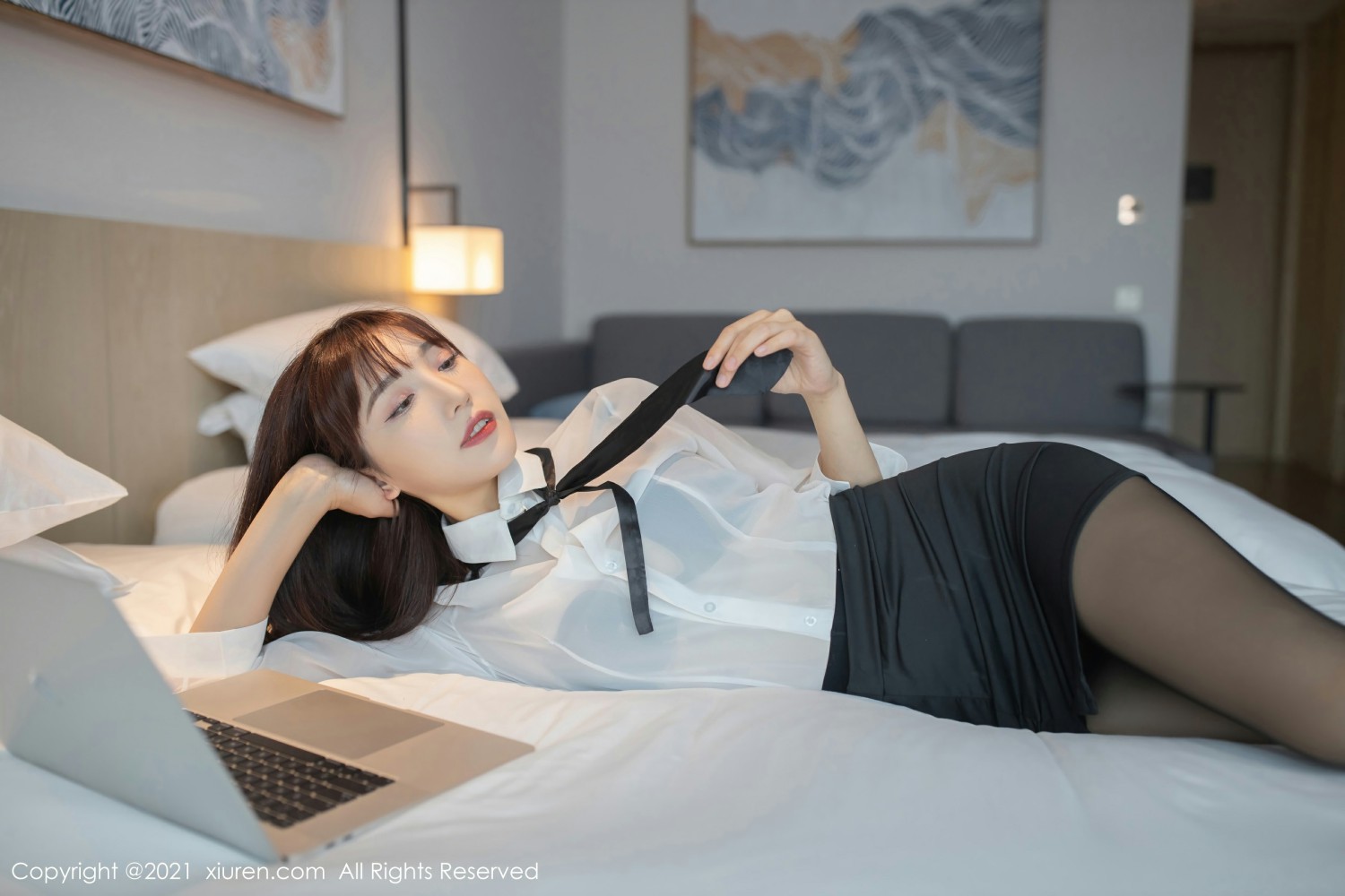 [XiuRen秀人网]No3705陆萱萱-[秀人套图]