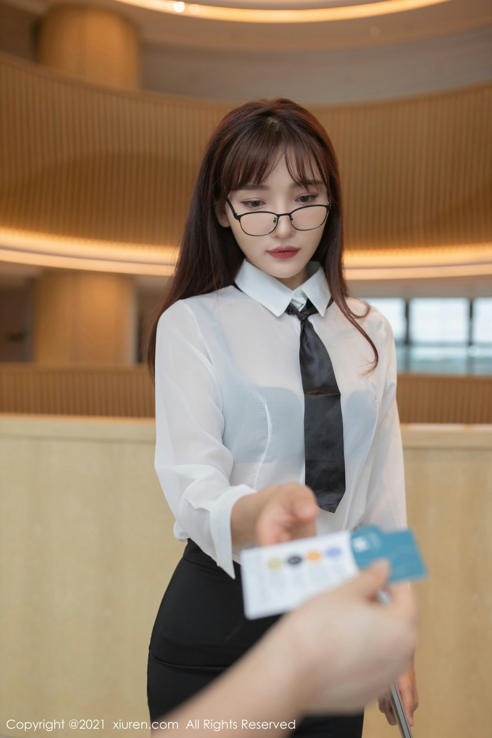 [XiuRen秀人网]No3705陆萱萱-[秀人套图]