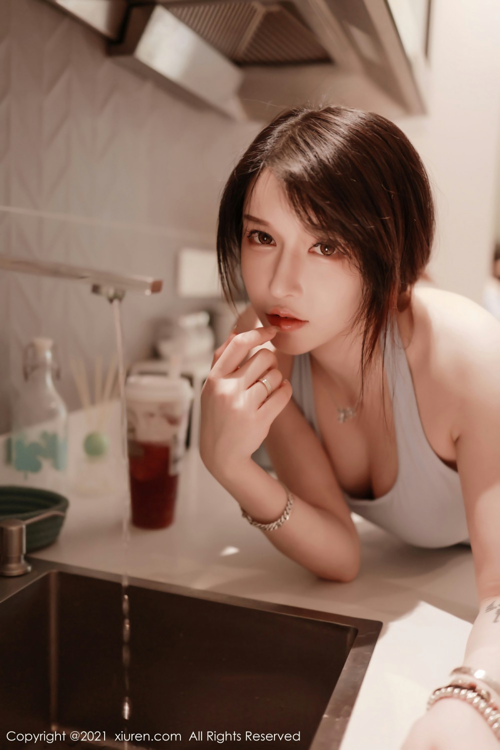 [XiuRen秀人网]No3706玉兔miki-[秀人套图]