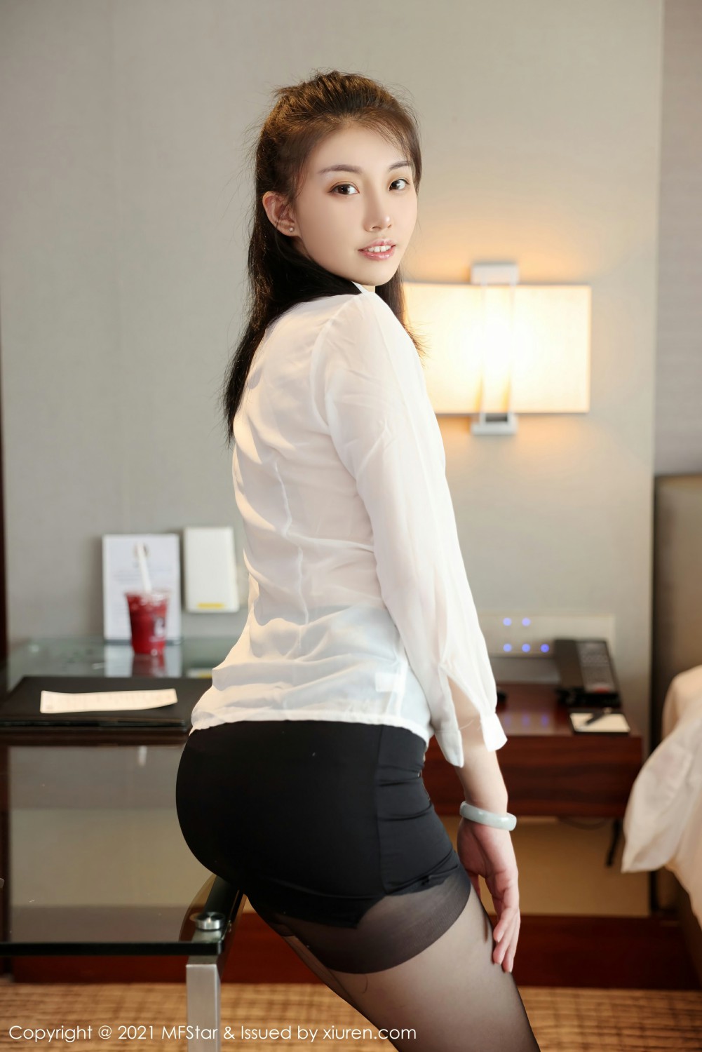 [MFStar模范学院]VOL523一颗甜蛋黄a-[秀人套图]