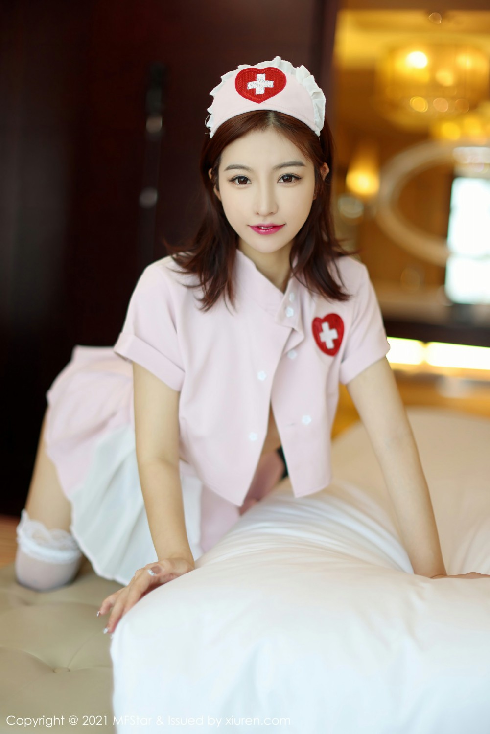 [MFStar模范学院]VOL524人间荒糖-[秀人套图]