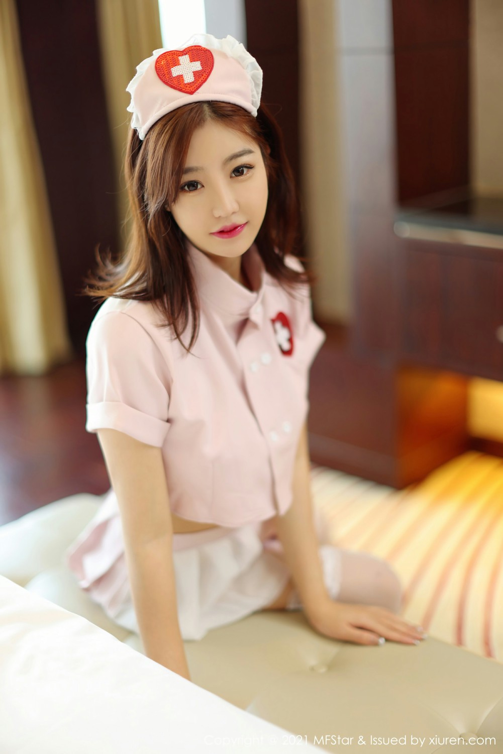 [MFStar模范学院]VOL524人间荒糖-[秀人套图]