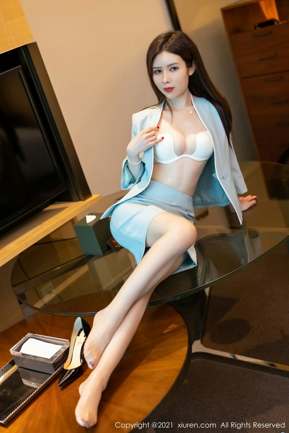 [XiuRen秀人网]No3783吴雪瑶-[秀人套图]