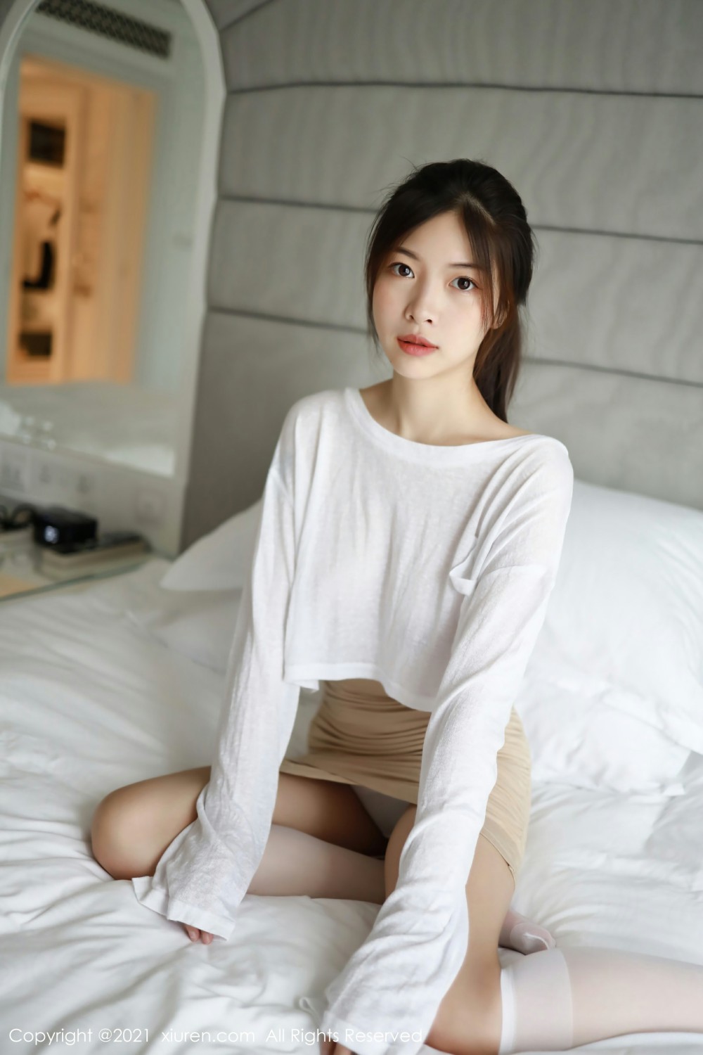 [XiuRen秀人网]No3792明日花桃桃-[秀人套图]