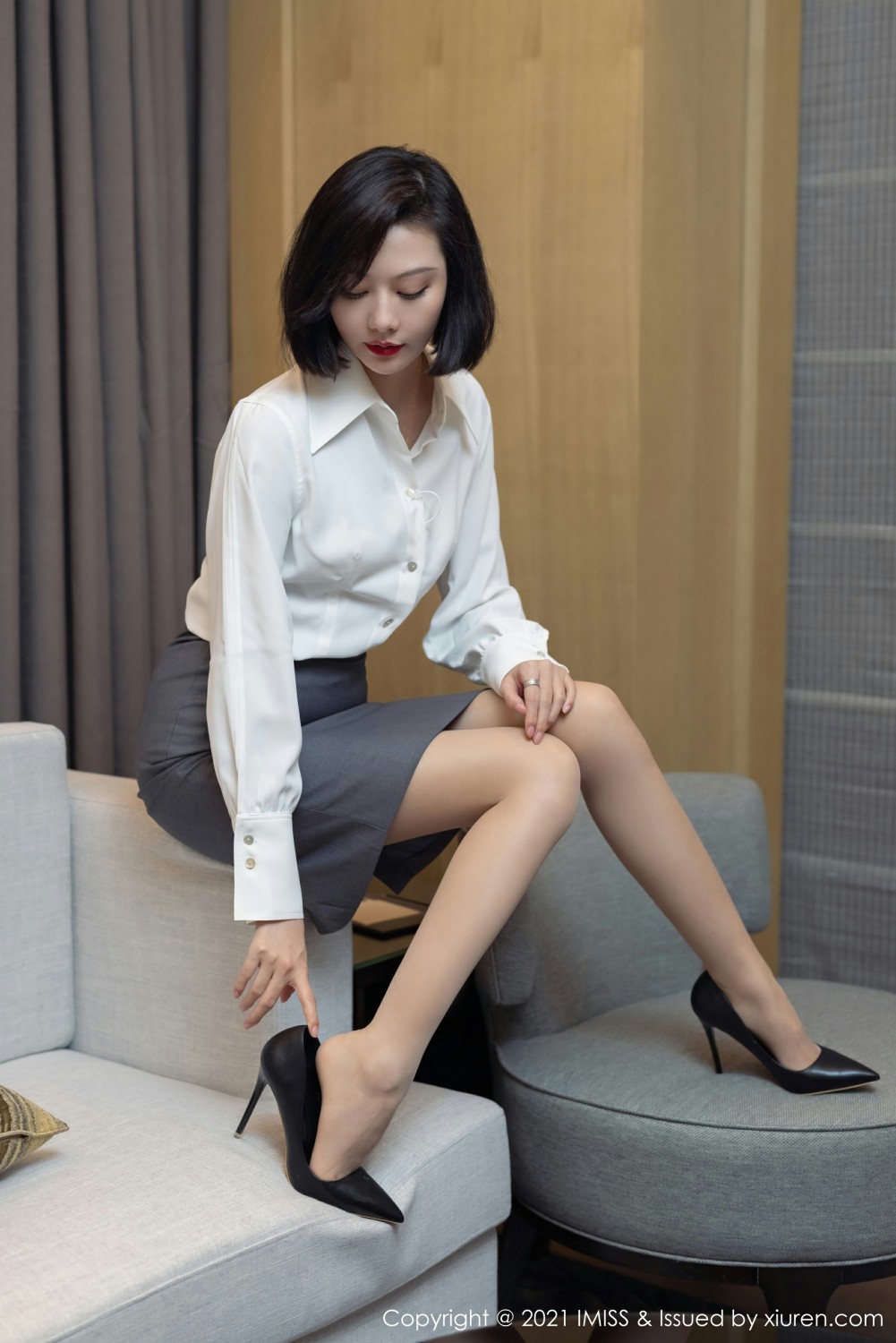 [IMISS爱蜜社]VOL623艺轩-[秀人套图]