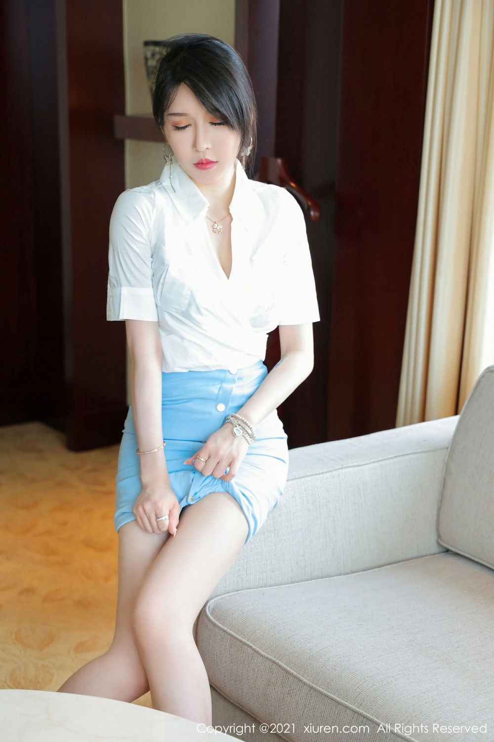 [XiuRen秀人网]No3812玉兔miki-[秀人套图]