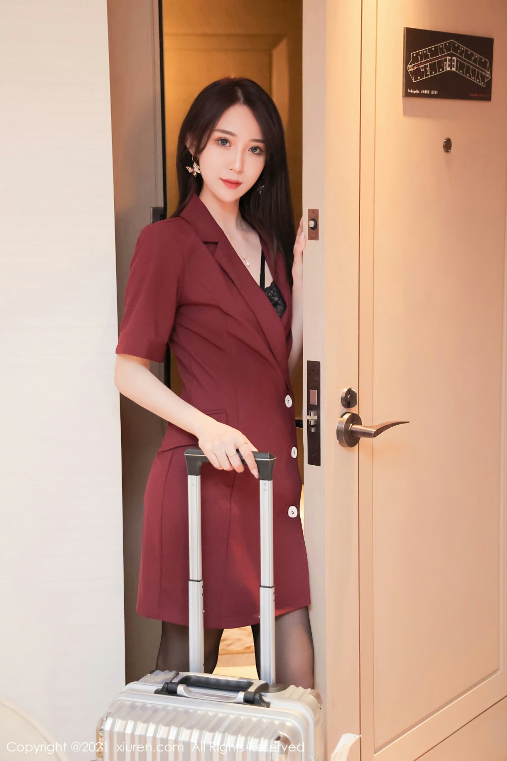 [XiuRen秀人网]No3863周慕汐baby-[秀人套图]