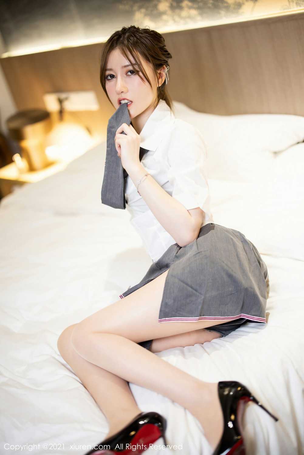 [XiuRen秀人网]No3882美桃酱-[秀人套图]