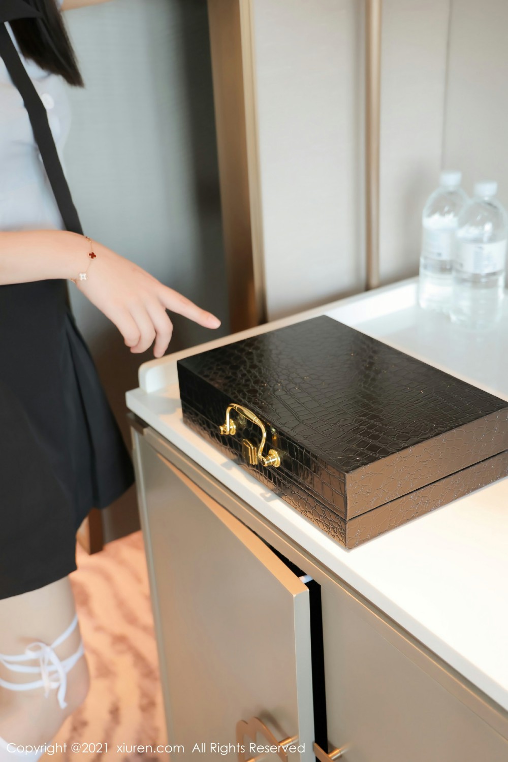 [XiuRen秀人网]No3918summer宝宝-[秀人套图]