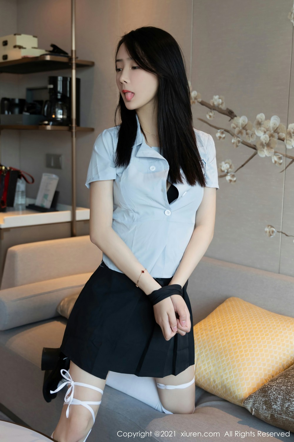 [XiuRen秀人网]No3918summer宝宝-[秀人套图]