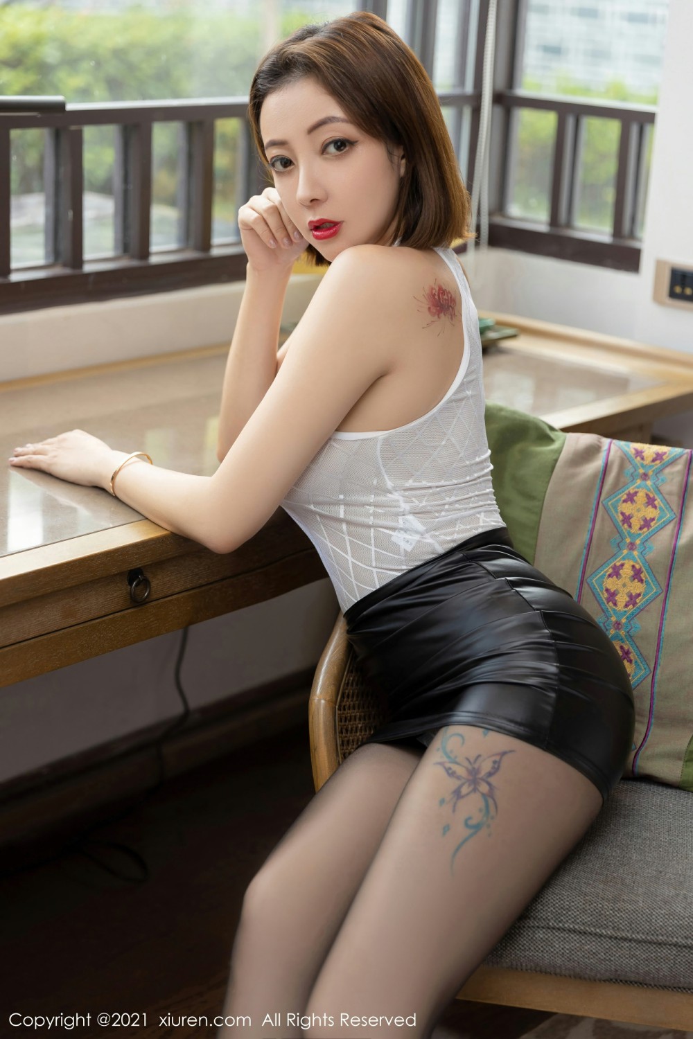 [XiuRen秀人网]No3942果儿Victoria-[秀人套图]