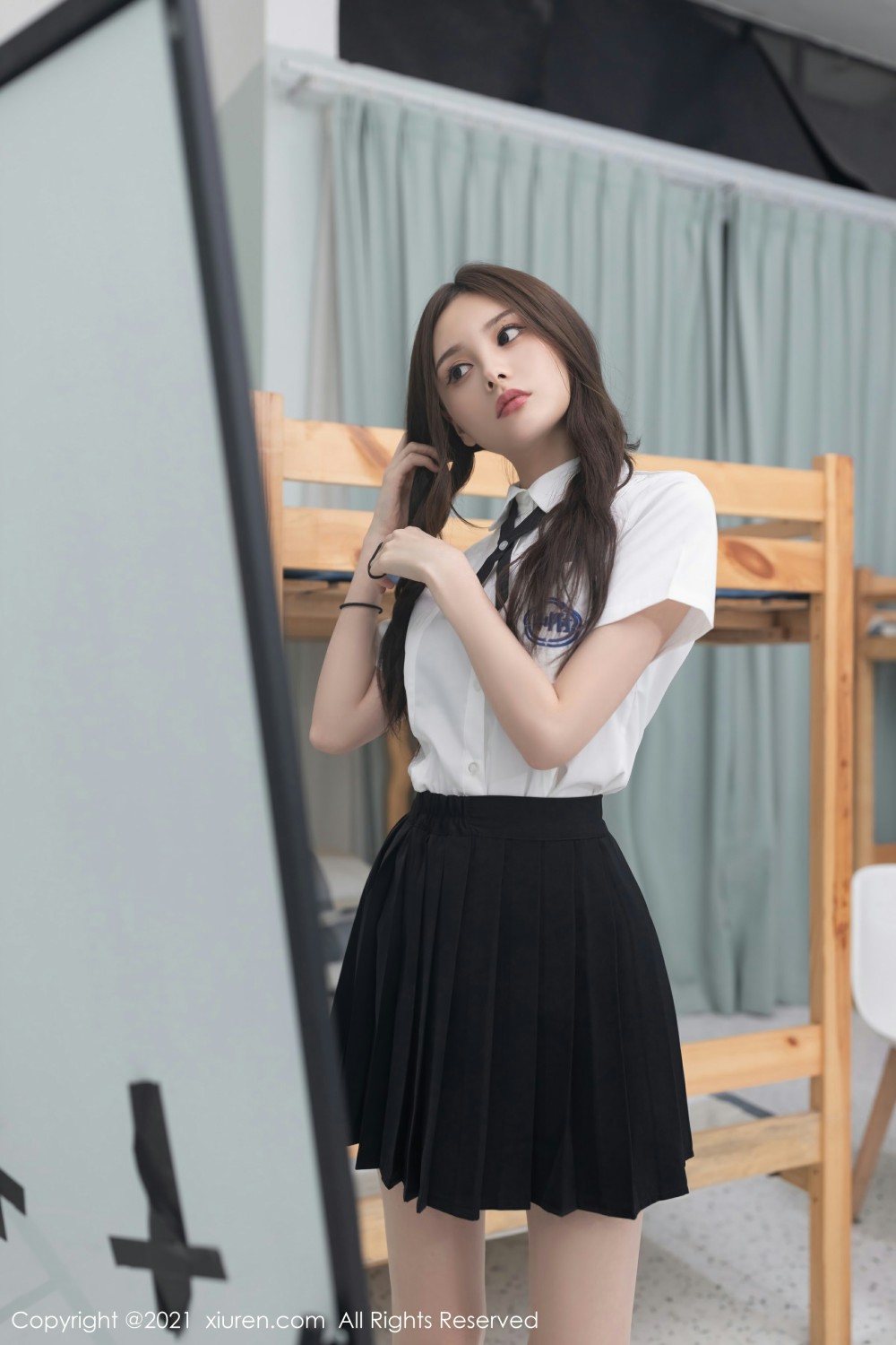 [XiuRen秀人网]No3951王心怡-[秀人套图]