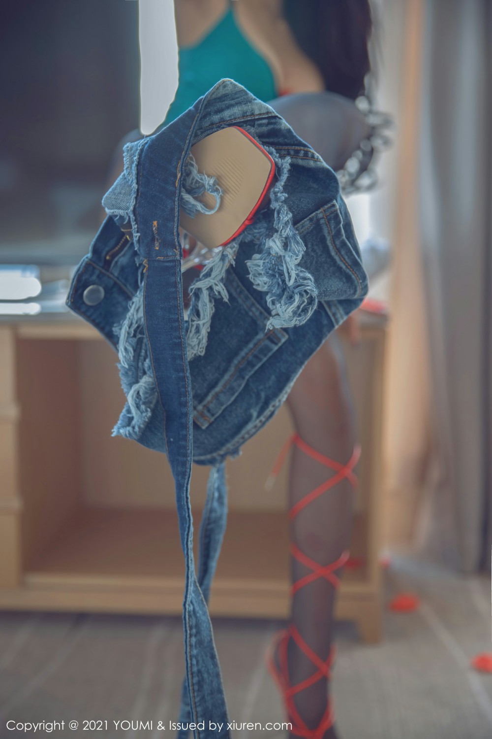 [YOUMI尤蜜荟]VOL693蓝夏Akasha-[秀人套图]