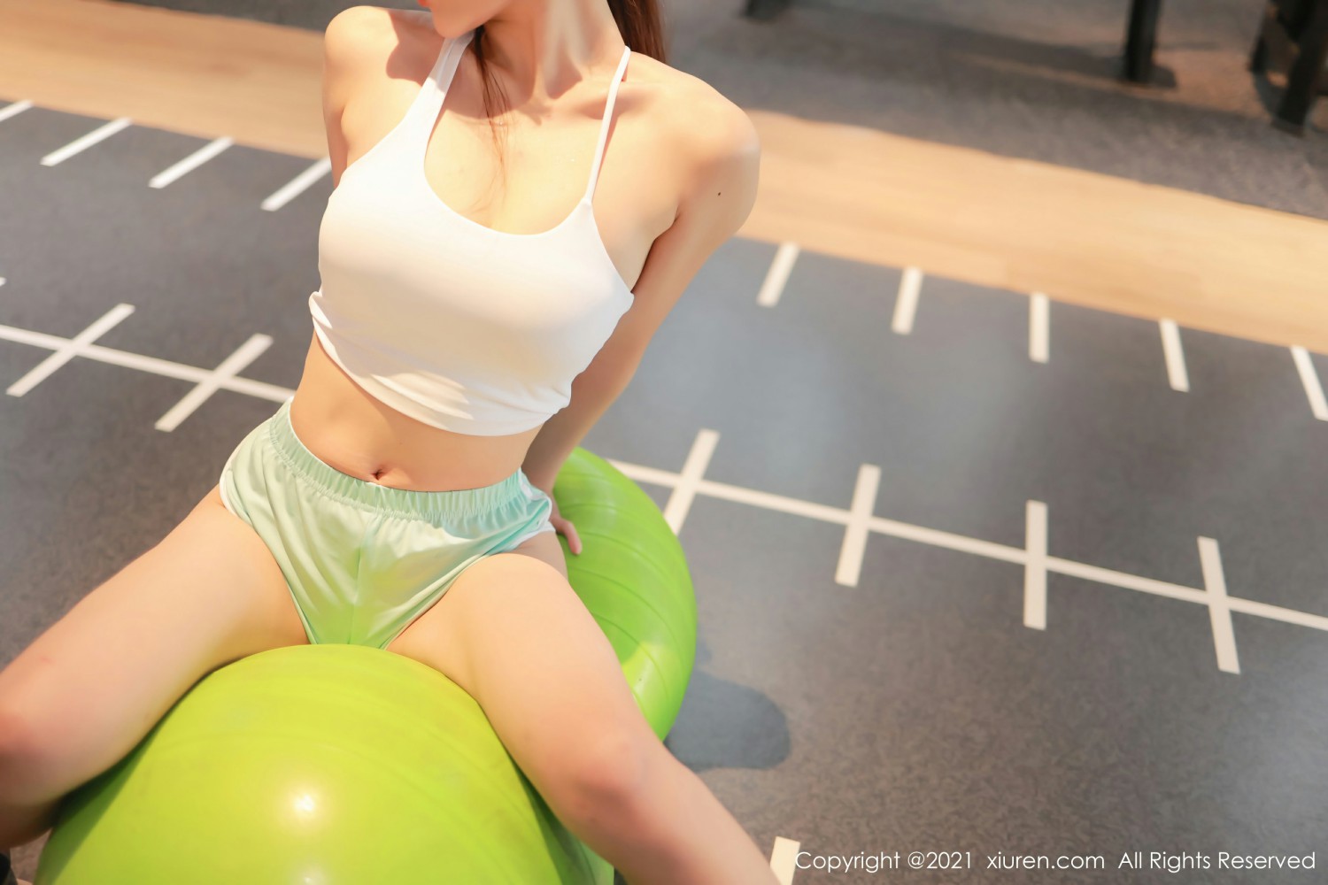 [XiuRen秀人网]No3970尹甜甜-[秀人套图]