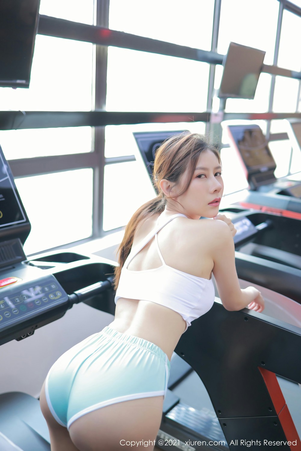 [XiuRen秀人网]No3970尹甜甜-[秀人套图]