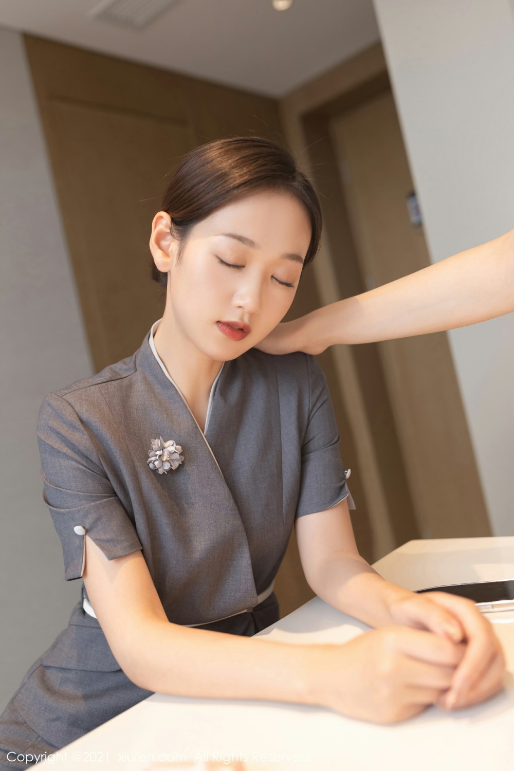 [XiuRen秀人网]No3943唐安琪-[秀人套图]