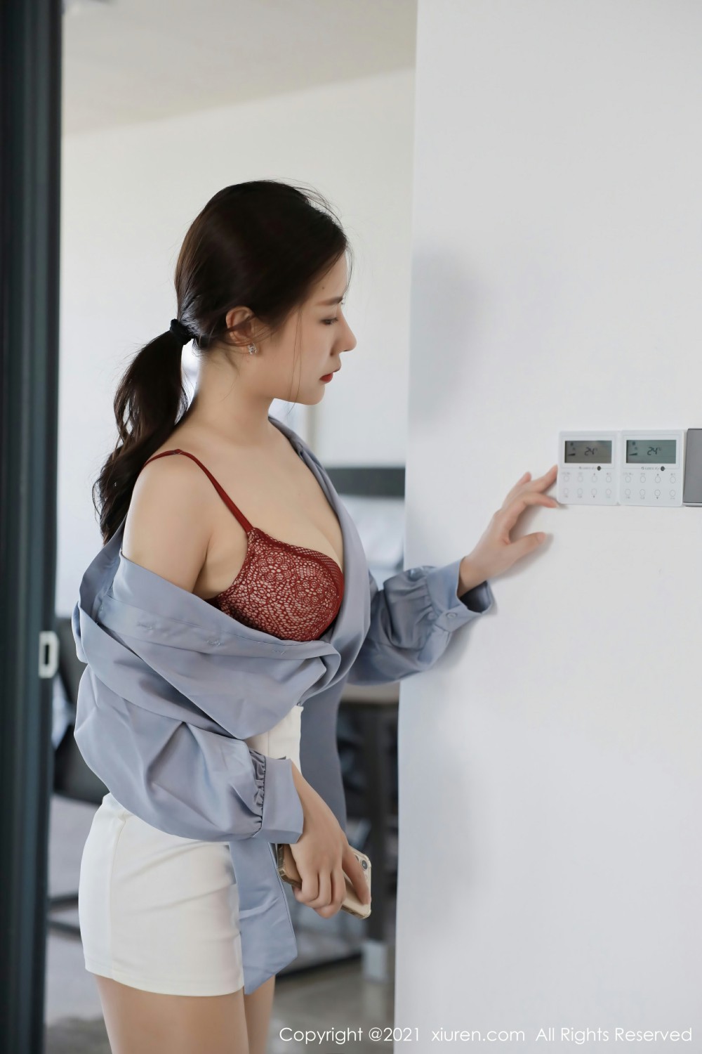 [XiuRen秀人网]No3994尹甜甜-[秀人套图]