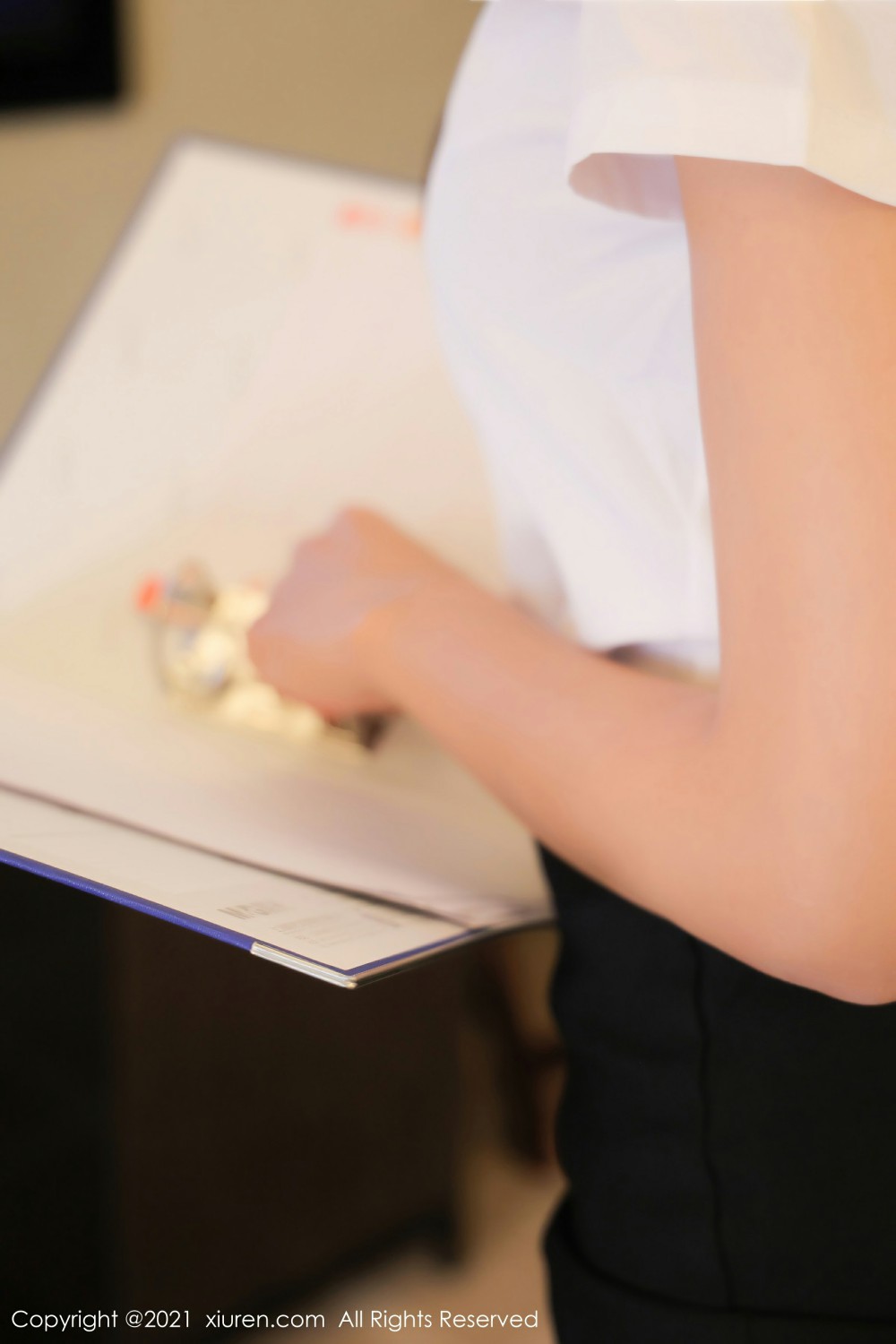 [XiuRen秀人网]No3999蓝莓FY-[秀人套图]