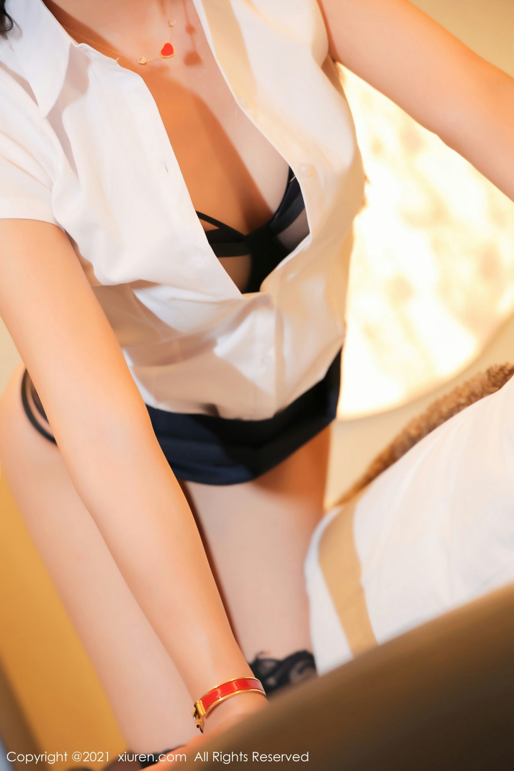 [XiuRen秀人网]No3999蓝莓FY-[秀人套图]