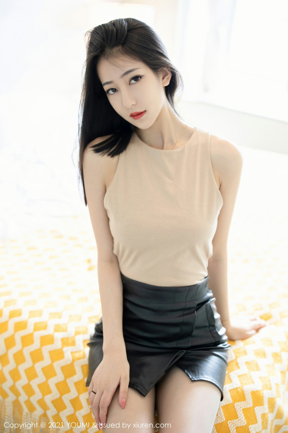 [YOUMI尤蜜荟]VOL700熊小诺-[秀人套图]