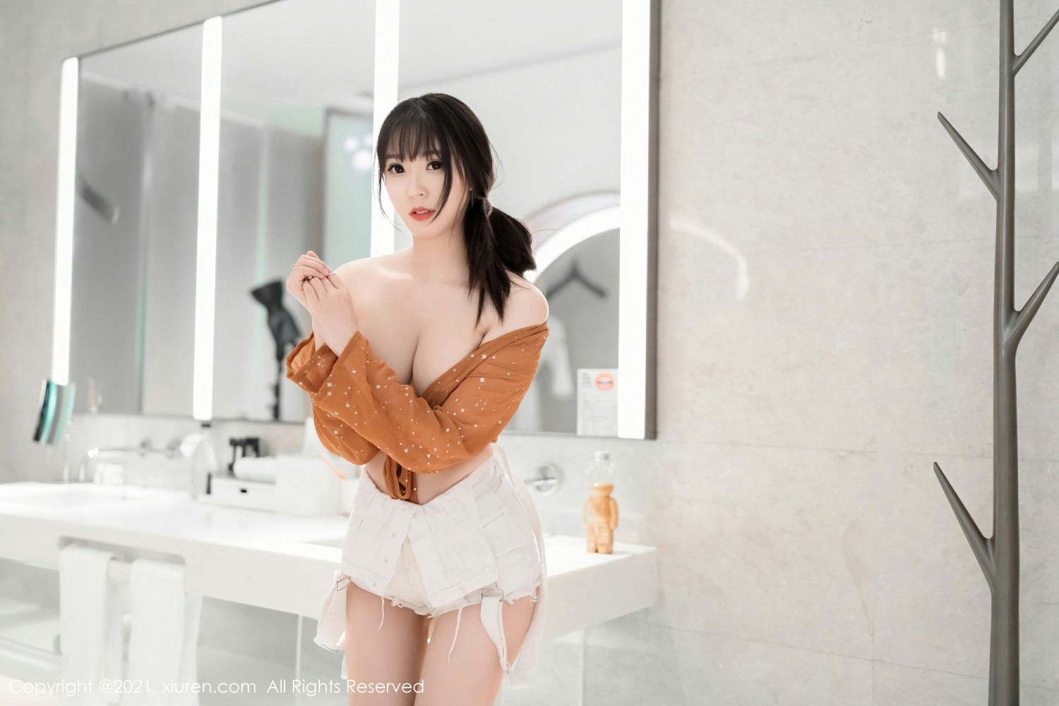 [XiuRen秀人网]No4015小波多-[秀人套图]