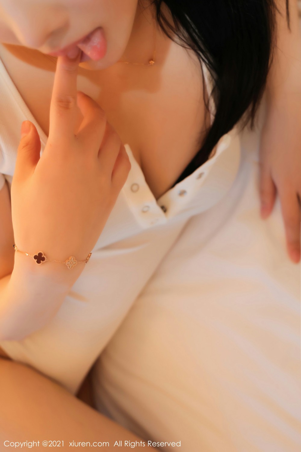 [XiuRen秀人网]No4016summer宝宝-[秀人套图]