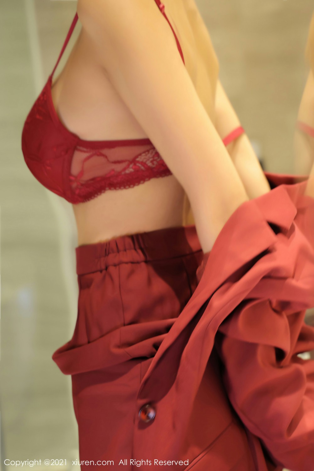 [XiuRen秀人网]No4038Emily尹菲-[秀人套图]