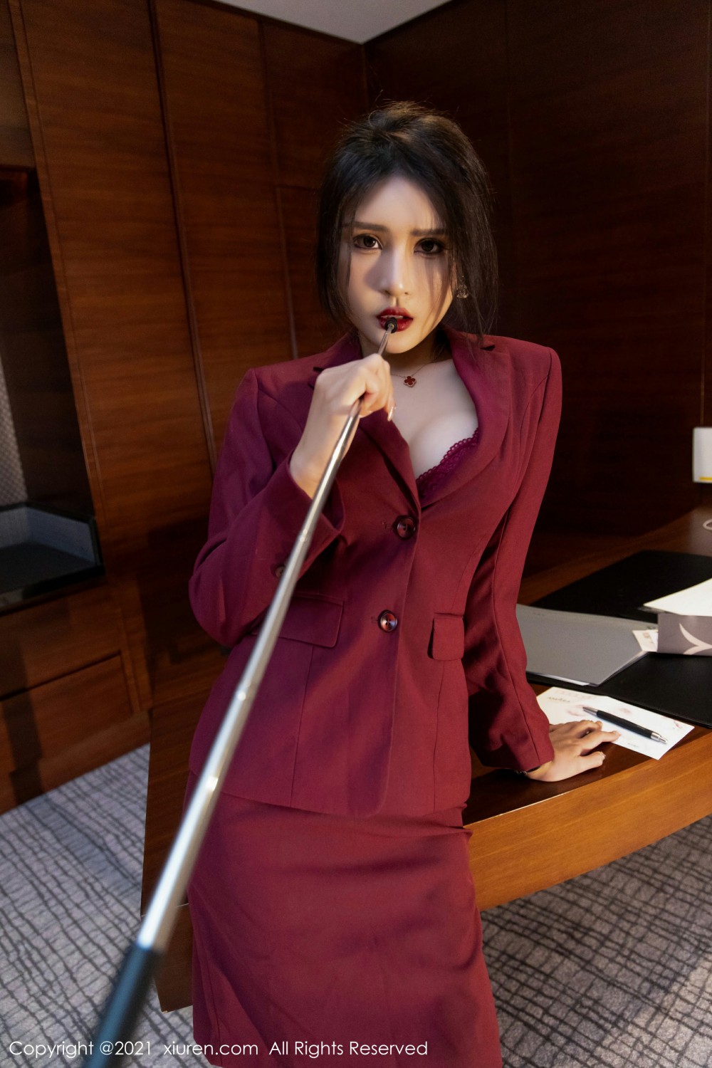 [XiuRen秀人网]No4038Emily尹菲-[秀人套图]