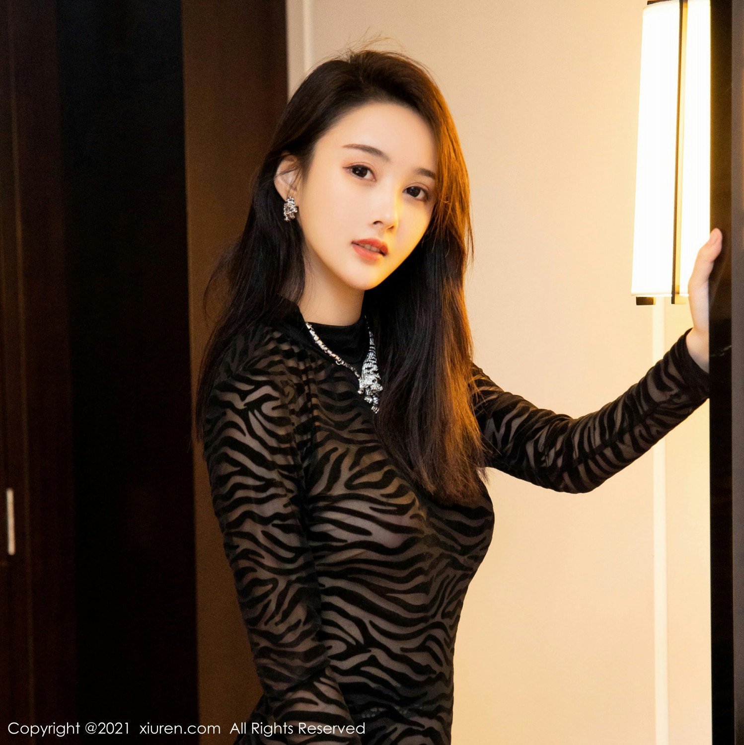 [XiuRen秀人网]No4076summer宝宝-[秀人套图]