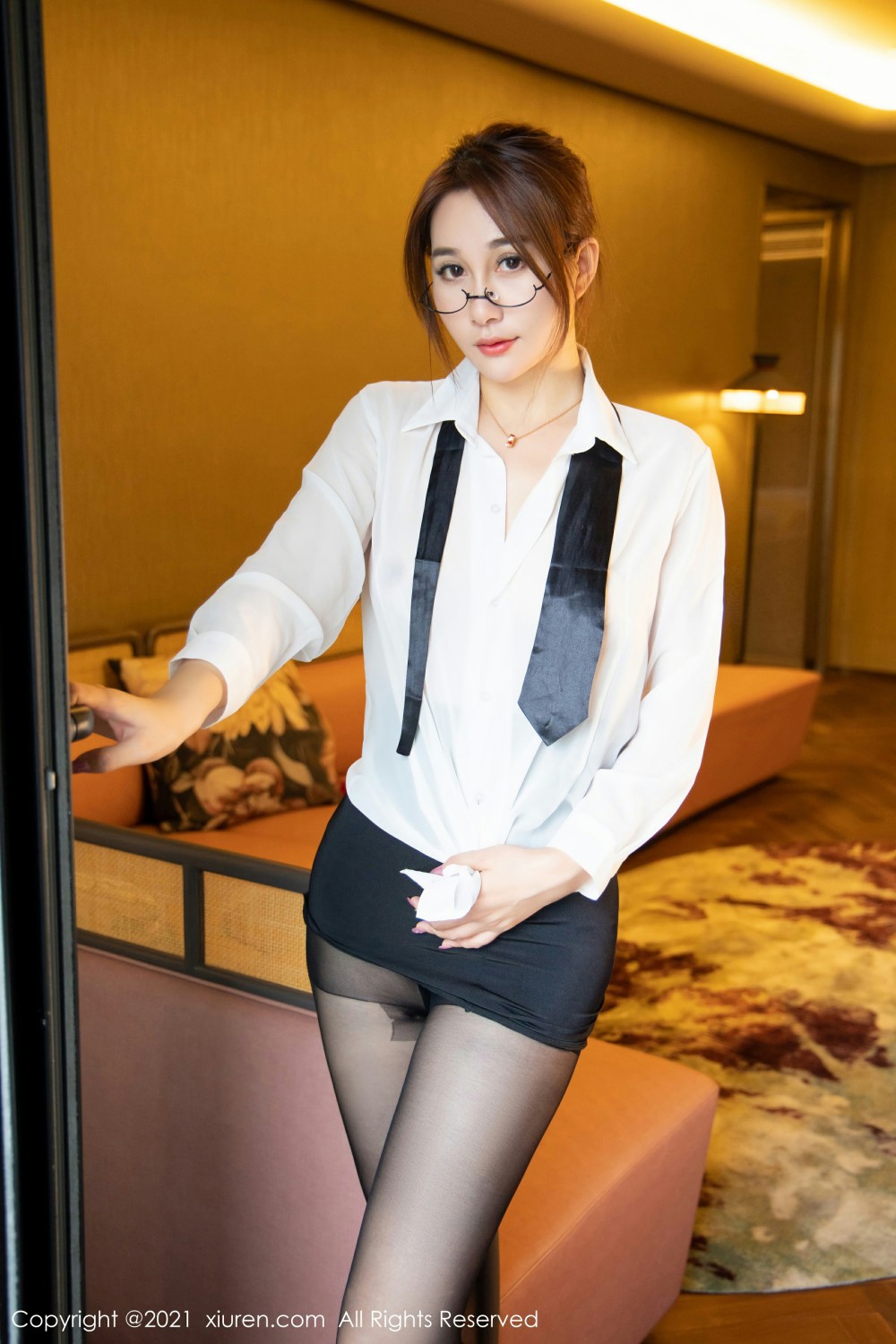 [XiuRen秀人网]No4093宥利-[秀人套图]