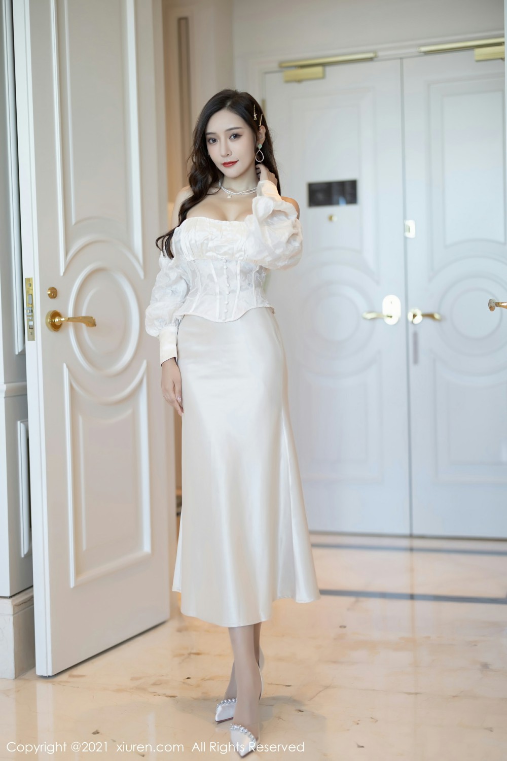 [XiuRen秀人网]No4136王馨瑶yanni-[秀人套图]