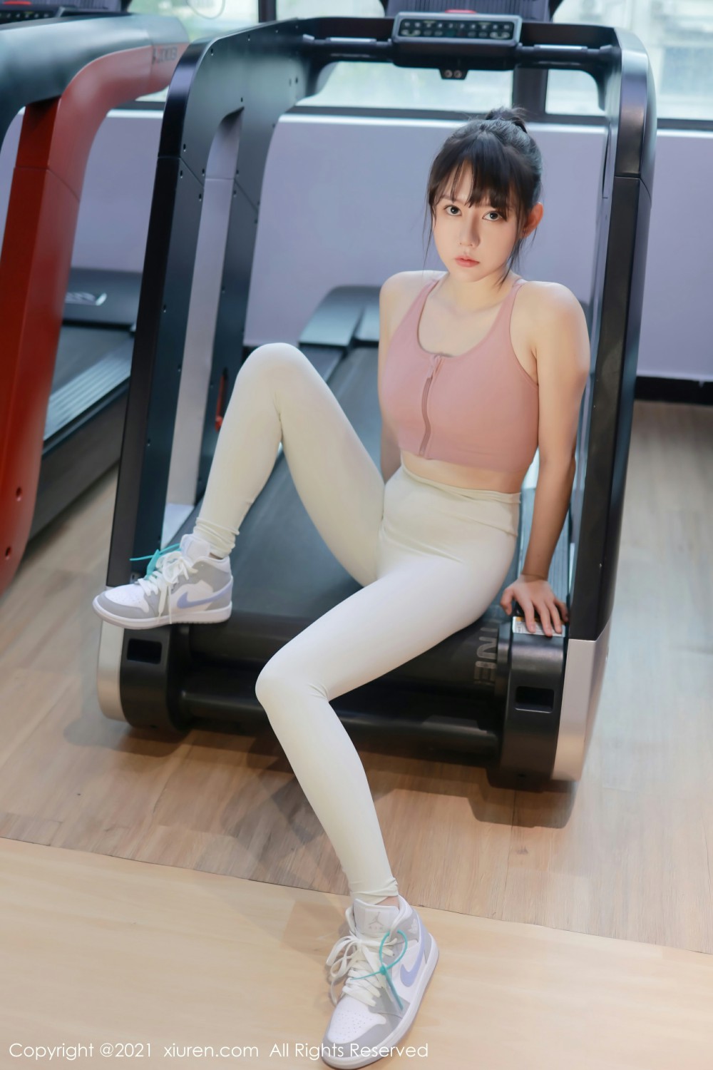 [XiuRen秀人网]No4137韩希蕾-[秀人套图]