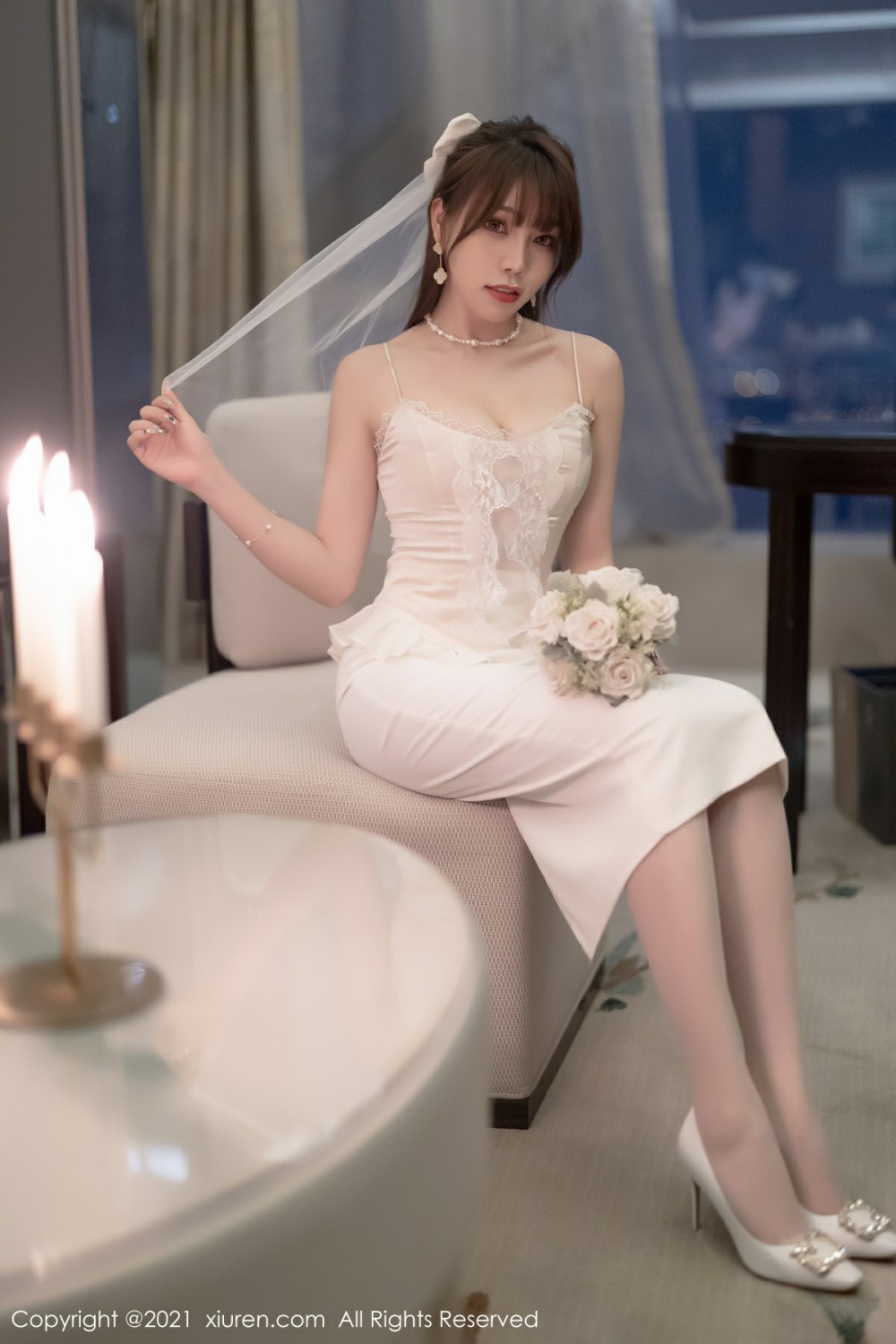 [XiuRen秀人网]No4269芝芝Booty性感新娘-[秀人套图]