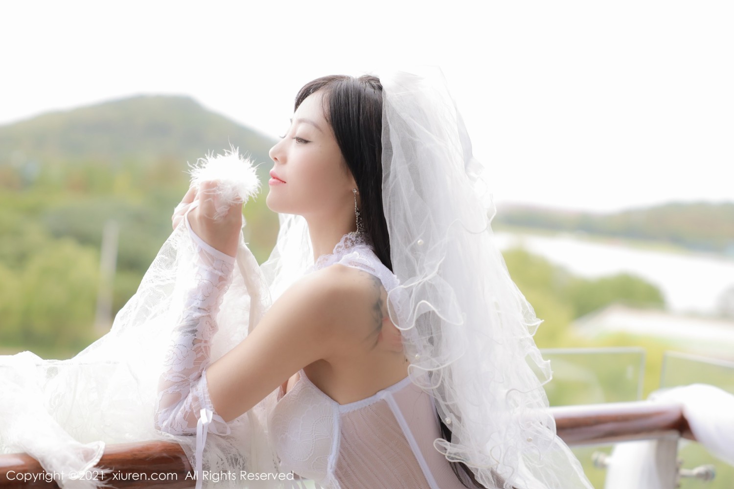 [XiuRen秀人网]No4339佘贝拉bella性感婚纱-[秀人套图]