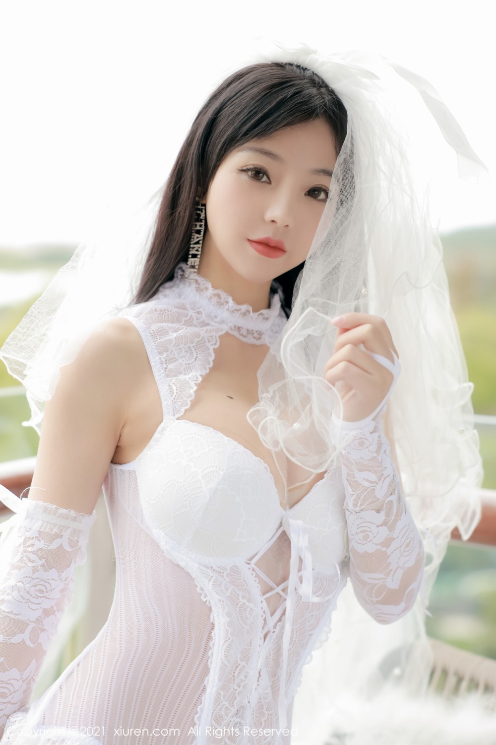 [XiuRen秀人网]No4339佘贝拉bella性感婚纱-[秀人套图]