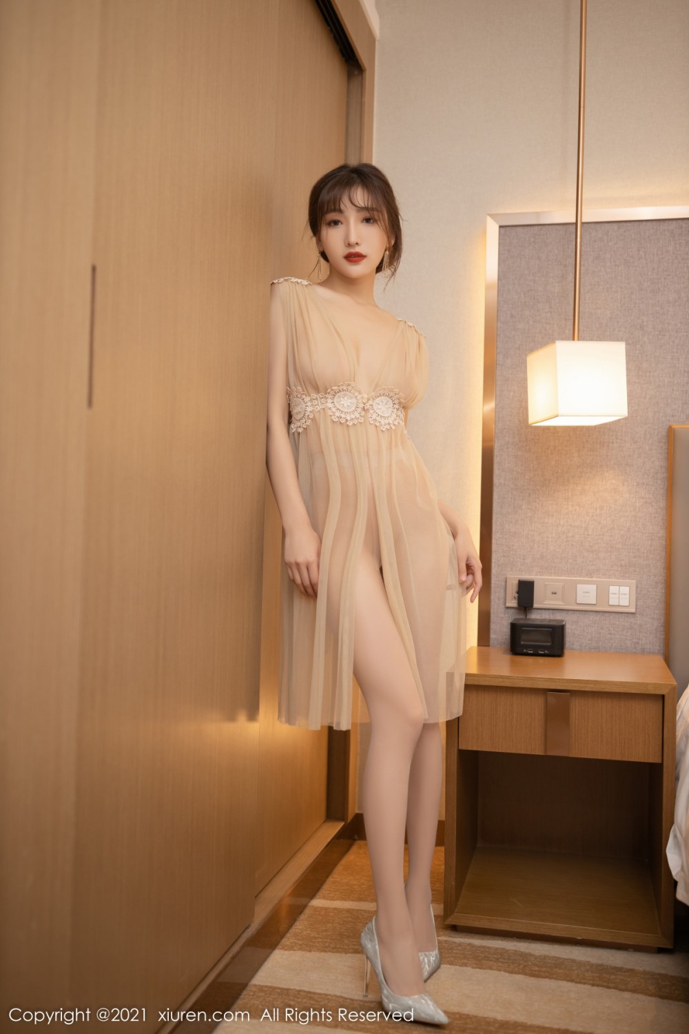 [XiuRen秀人网]No4347陆萱萱妩媚动人-[秀人套图]