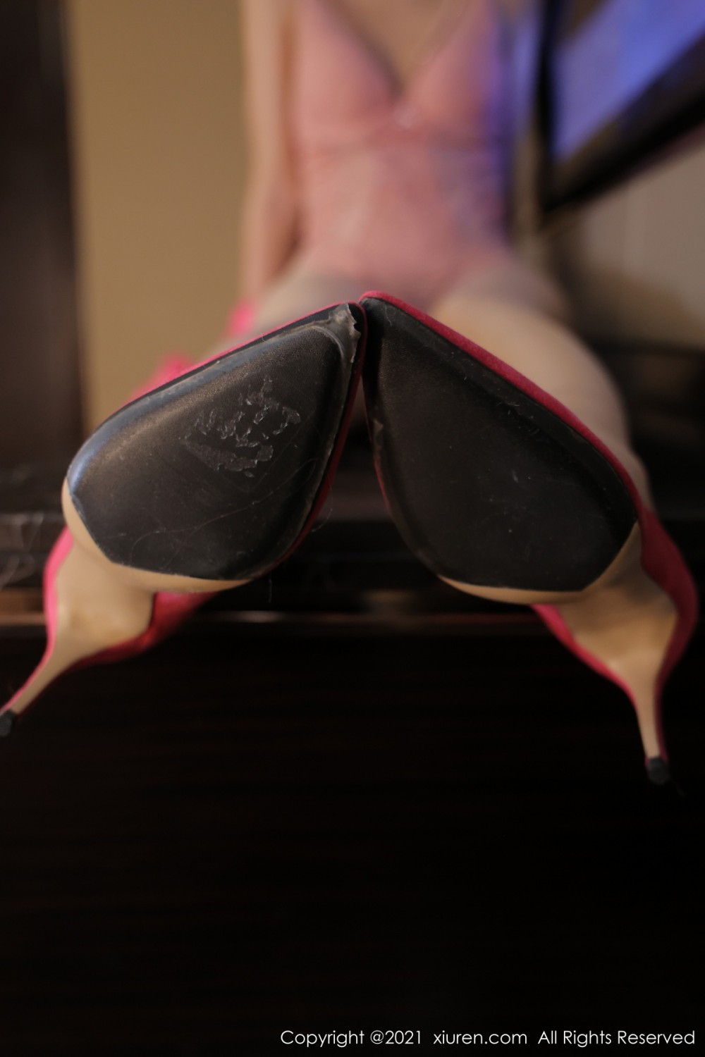 [XiuRen秀人网]No4350周慕汐baby酒店写真-[秀人套图]