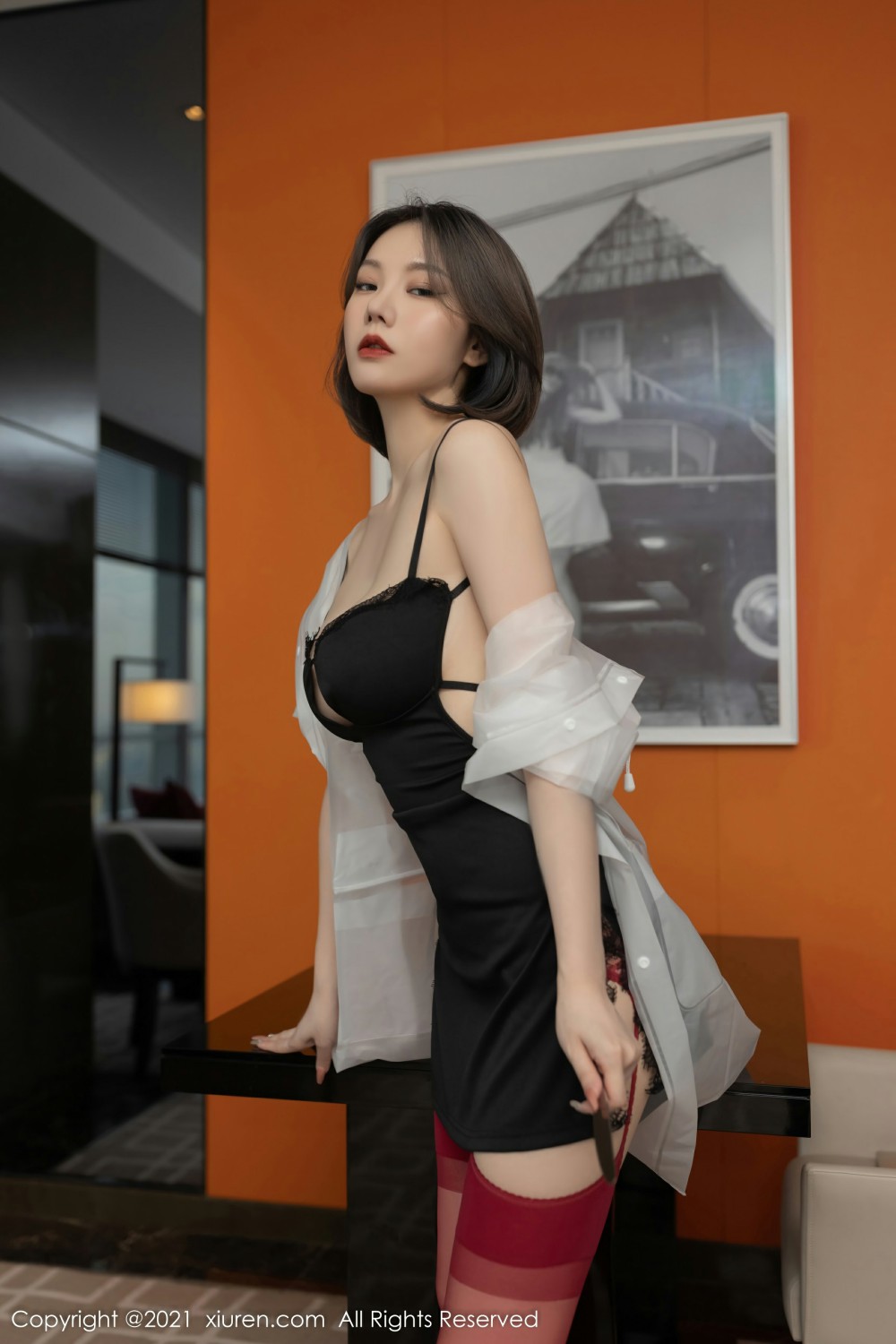 [XiuRen秀人网]No4362安然Maleah红色丝袜-[秀人套图]