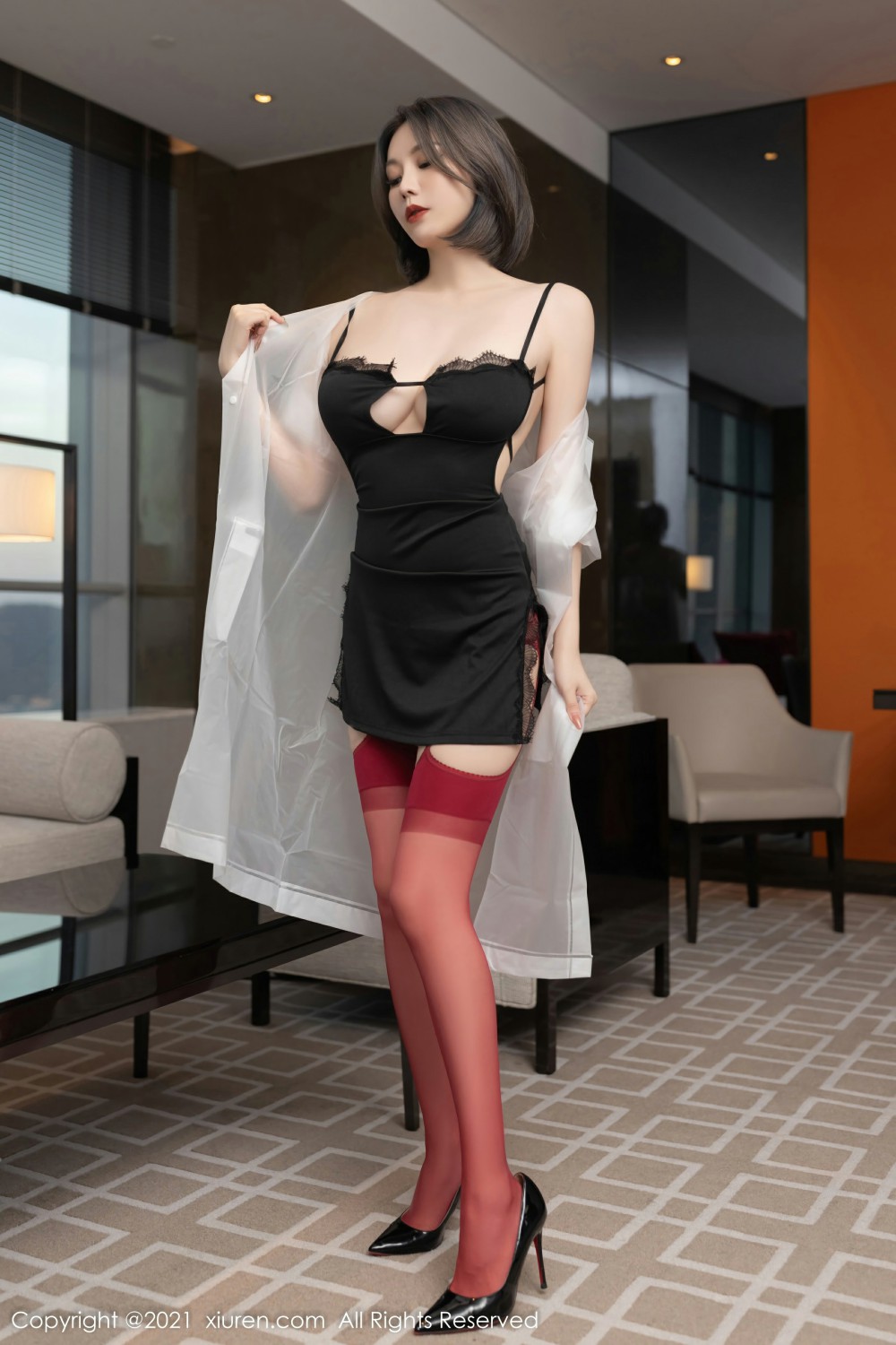 [XiuRen秀人网]No4362安然Maleah红色丝袜-[秀人套图]
