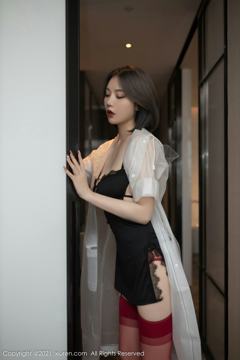 [XiuRen秀人网]No4362安然Maleah红色丝袜-[秀人套图]