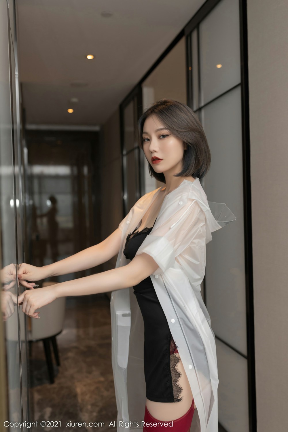 [XiuRen秀人网]No4362安然Maleah红色丝袜-[秀人套图]