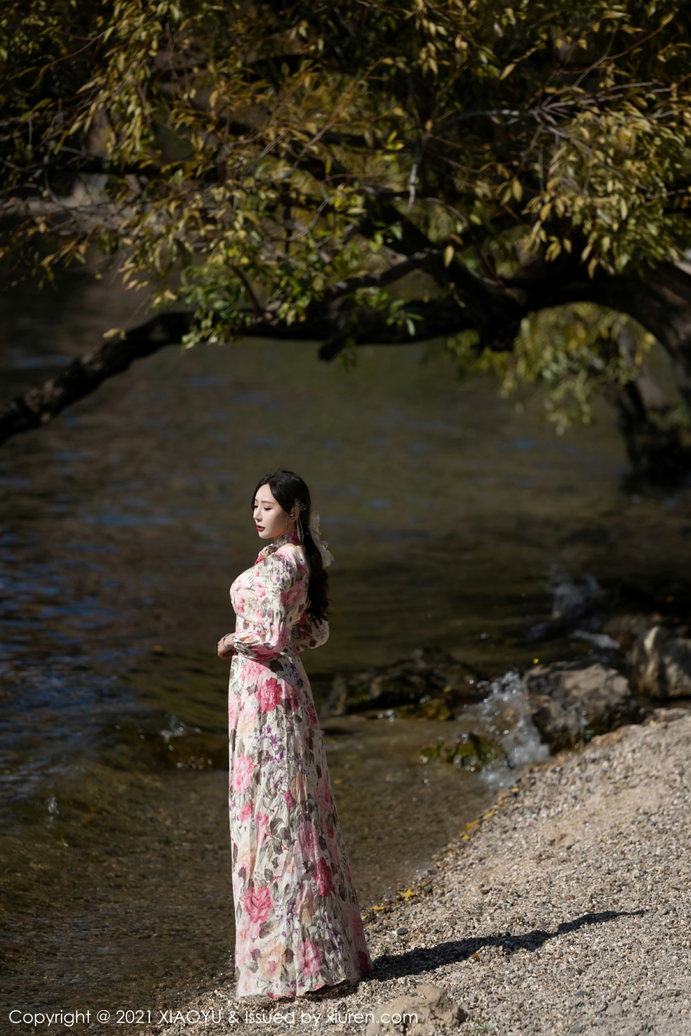 [XIAOYU语画界]VOL682王馨瑶yanni花样长裙-[秀人套图]