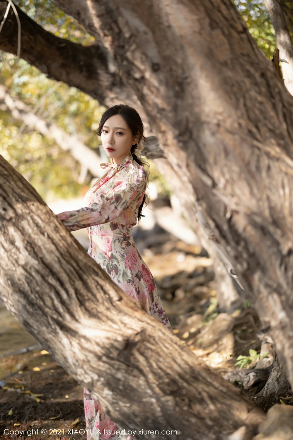 [XIAOYU语画界]VOL682王馨瑶yanni花样长裙-[秀人套图]