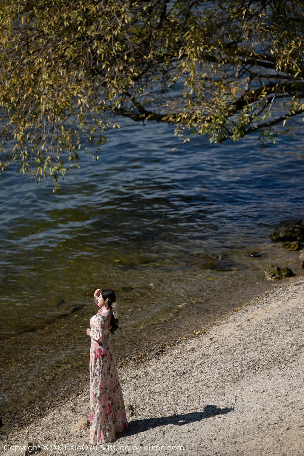 [XIAOYU语画界]VOL682王馨瑶yanni花样长裙-[秀人套图]