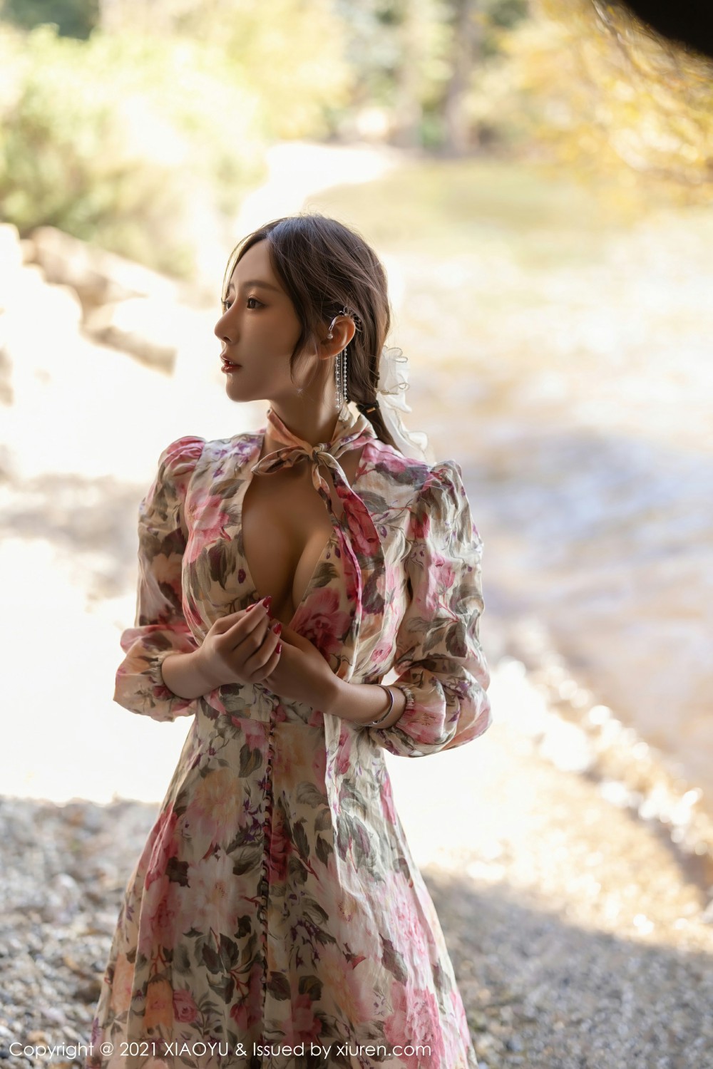 [XIAOYU语画界]VOL682王馨瑶yanni花样长裙-[秀人套图]