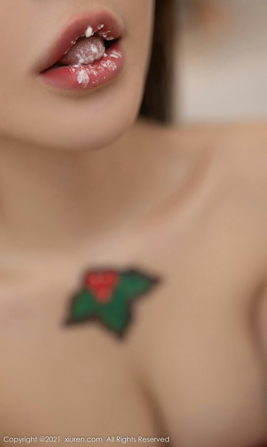 [XiuRen秀人网]No4383鱼子酱Fish圣诞节写真-[秀人套图]