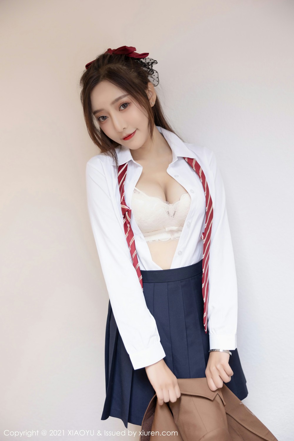 [XIAOYU语画界]VOL685王馨瑶yanni洱海写真-[秀人套图]