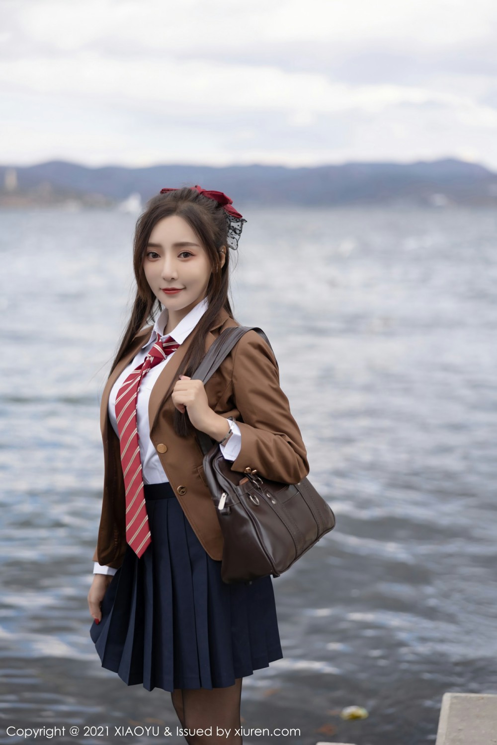 [XIAOYU语画界]VOL685王馨瑶yanni洱海写真-[秀人套图]