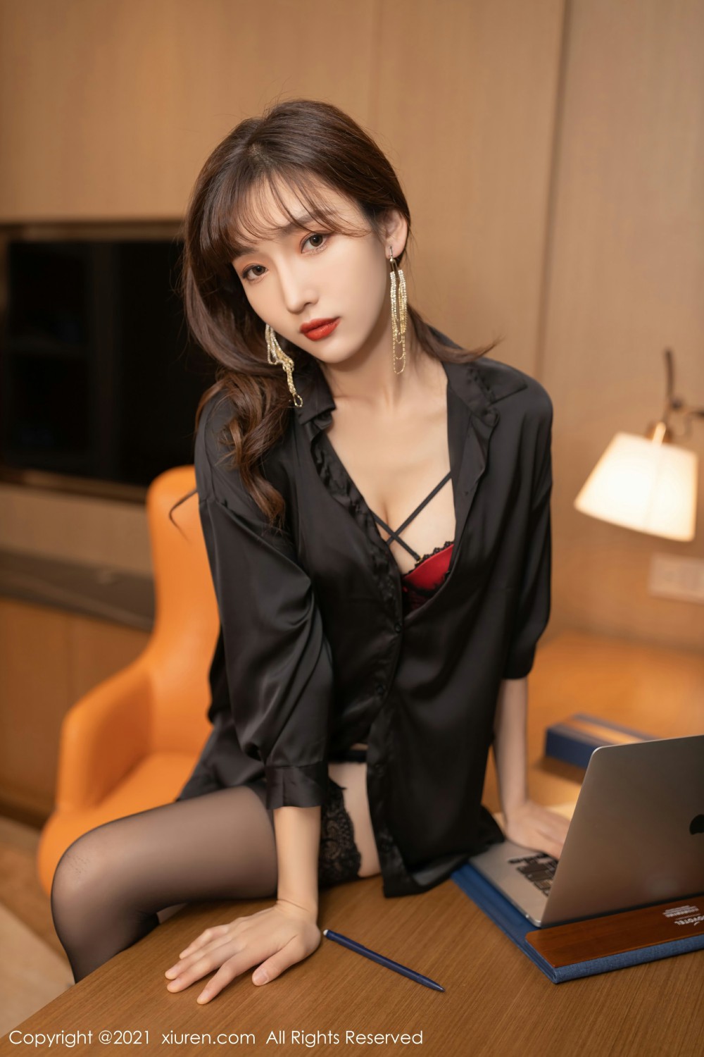 [XiuRen秀人网]No4396陆萱萱身姿妩媚-[秀人套图]